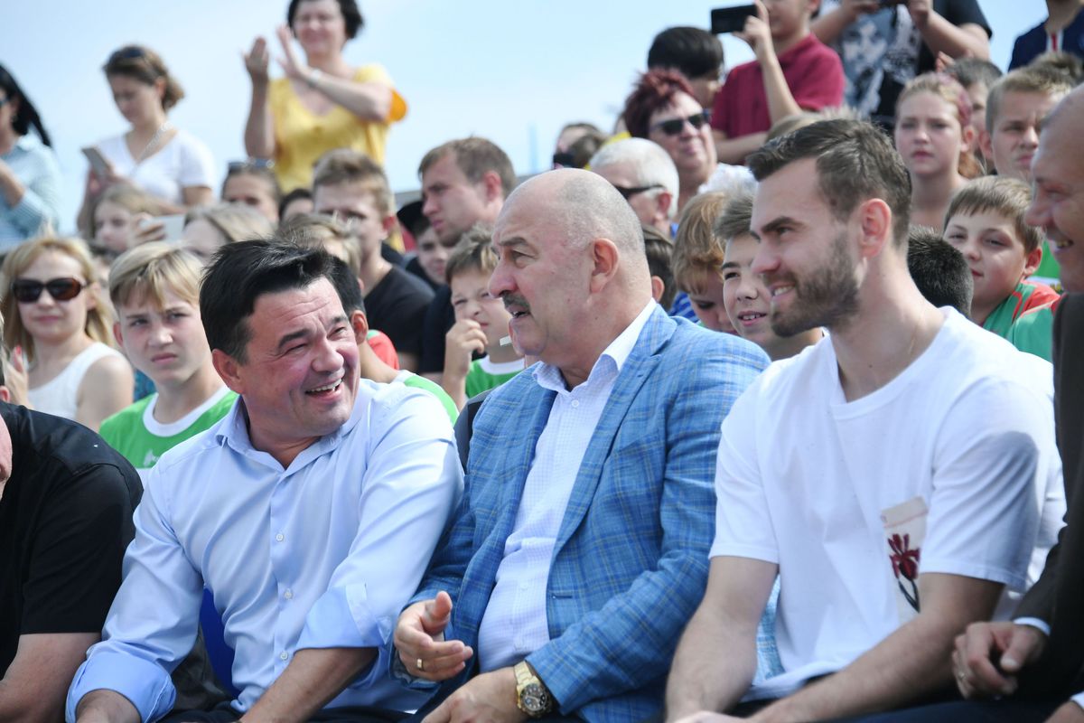 Андрей Воробьев губернатор московской области - Губернатор посетил «Кубок Игоря Акинфеева» в Бронницах